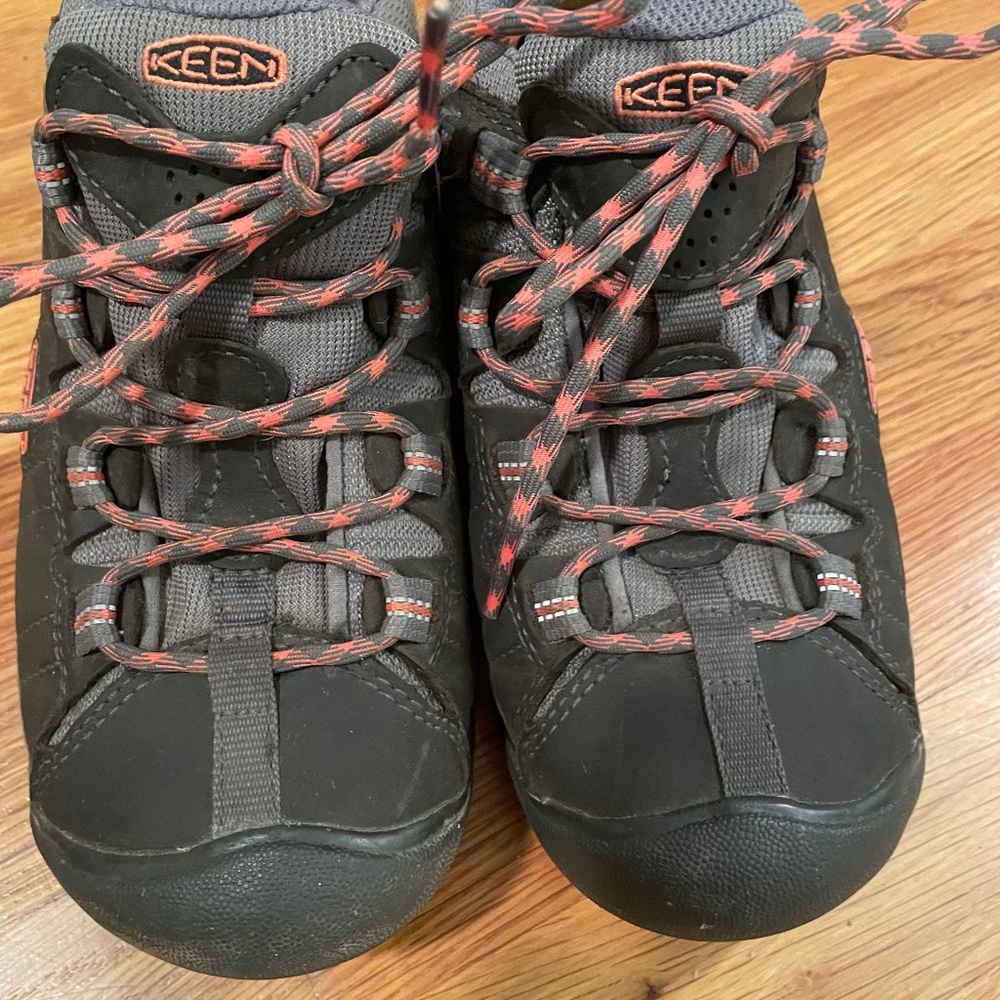 Keen Women’s Targhee